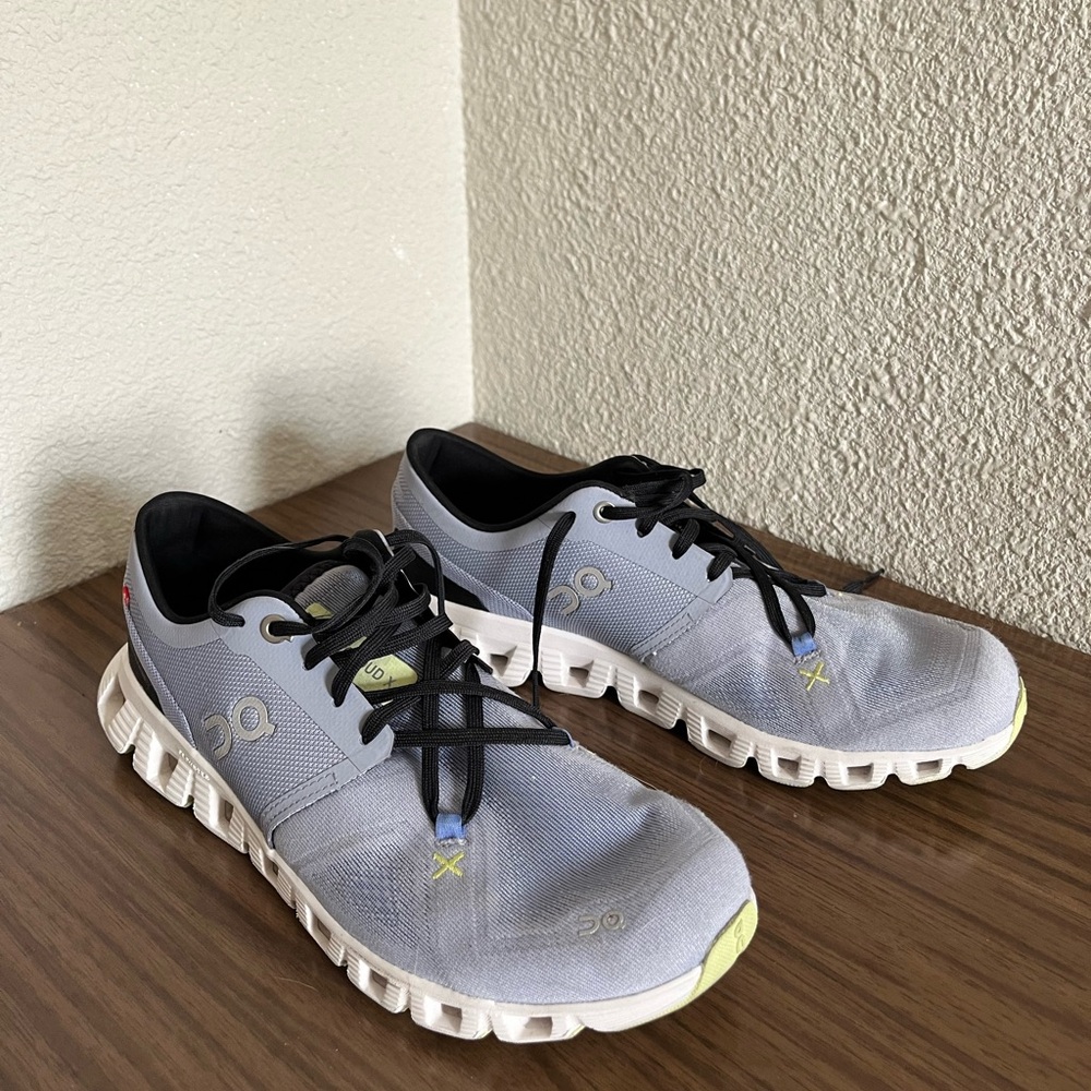 ON Running Women's Cloud X 3 Sneakers Nimbus/White 9